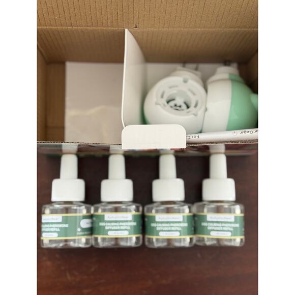 AutumnNest NIB | Dog Pets Calming Oil Pheromone Diffuser Kit - Picture 2 of 5
